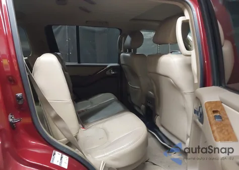 2005 Nissan Pathfinder Le from USA, damaged, VIN 5N1AR18W35C725943